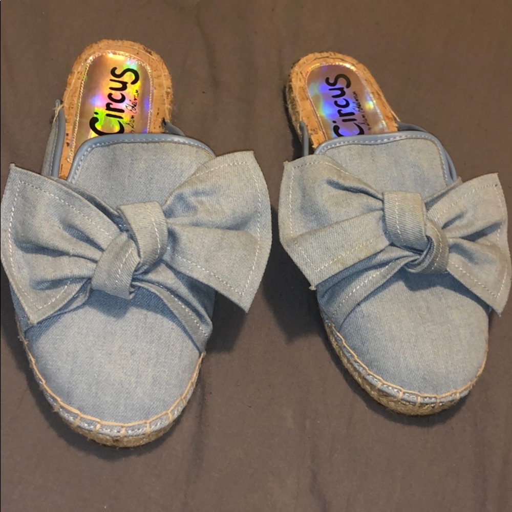 Torrid CIRCUS SLIP-ON (WIDE WIDTH)